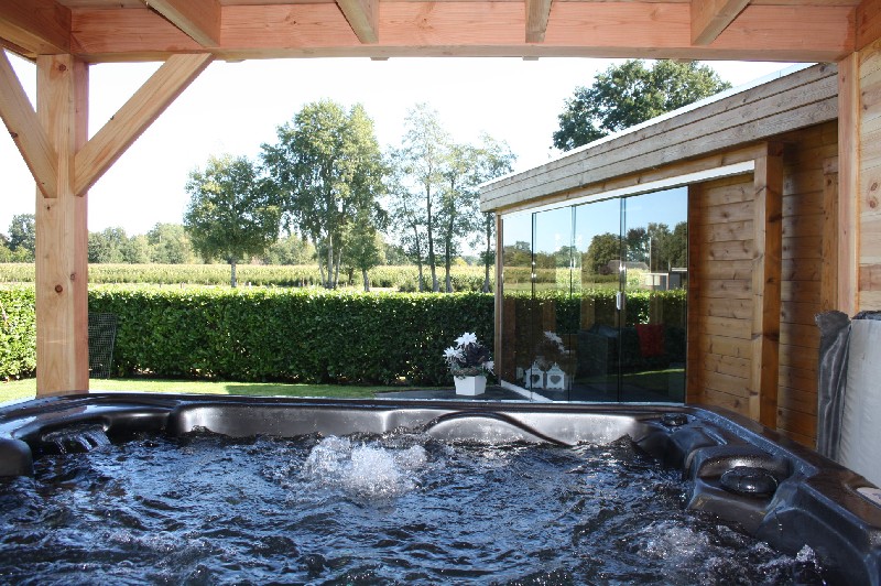 Vakantiehuis Gelderland/Veluwe Emst/Epe Veluwe met jacuzzi en sauna